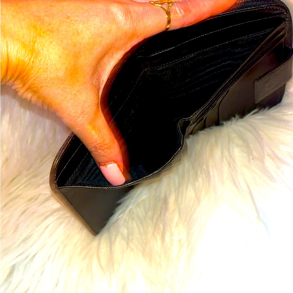 Prada Zip Wallet! - Picture 9 of 11